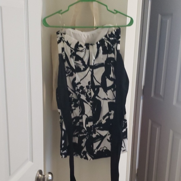 Dress - Picture 2 of 3